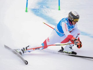 Wendy Holdenerová nepríjemne spadla počas obrovského slalomu v Kronplatzi.