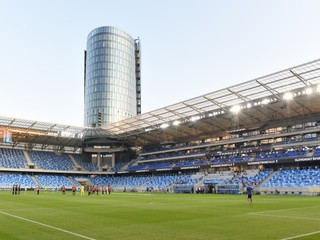 Kedy sa na štadióny budú môcť vrátiť fanúśikovia, by mal určiť športový semafor.