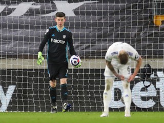 Brankár Leeds United Illan Meslier.