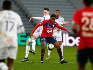 Momentka zo zápasu Lille - Štrasburg.