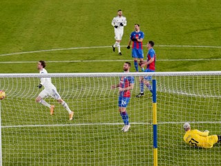 Zápas Leeds - Crystal Palace. 