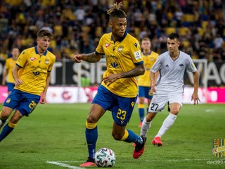 Sidney Friede v drese DAC Dunajská Streda.