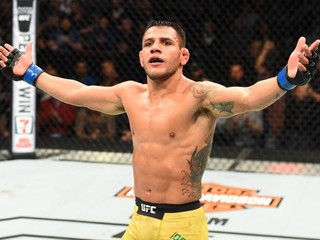 Rafael Dos Anjos chce po výhre nad Lawlerom súboj o titul
