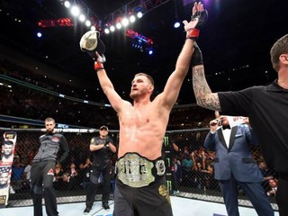 Ngannou má tvrdé rány, ale dělá se z toho moc velká věda, říká Stipe Miocic