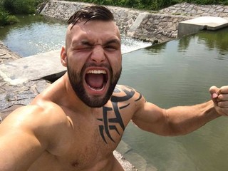 Miloš Petrášek má prvého vyzývateľa, v klietke ho chce preveriť Michal Kotalík!