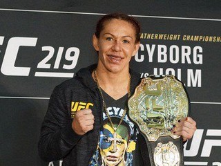 Problém vyriešený, UFC 222 má nový hlavný zápas