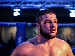 Simon Michálek: Ťahal som za kratší koniec, tak to ale chodí