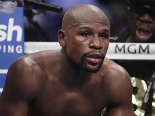 Floyd Mayweather: Môj wrestling vôbec nie je taký zlý, ako si myslíte