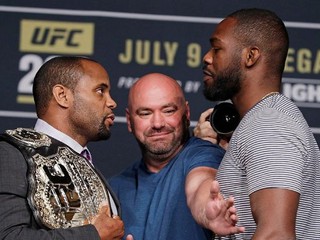 Cormier si myslí, že Jones nepotrebuje užívať steroidy