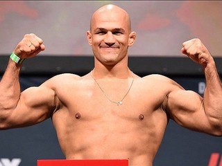 Junior Dos Santos sa môže vrátiť do akcie, USADA uznala jeho nevinu
