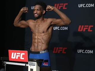 Neil Magny vysvetľuje, prečo je fanúšikom vytvárania dočasných titulov