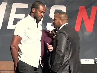 Jon Jones je momentálne najzraniteľnejší, myslí si Daniel Cormier