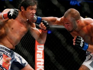 Eddie Alvarez dobře ví, jaké to je sáhnout si na dno