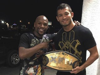 Makhmud Muradov vysvetľuje, ako sa dostal do tímu Floyda Mayweathera