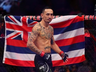 Max Holloway je pre symptómy otrasu mozgu mimo UFC 226