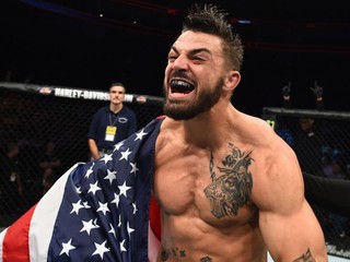 Po prvej výhre na body Mike Perry cíti, že je pripravený na 5-kolové zápasy