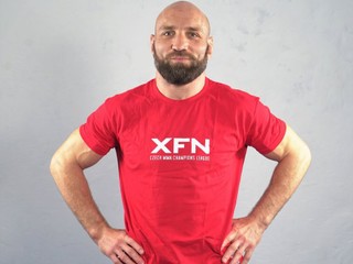 Petr Kníže welterweight šampionem?