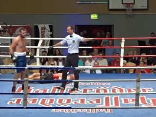 Skóre nerozhoduje. Český boxer sa postaral o senzáciu!