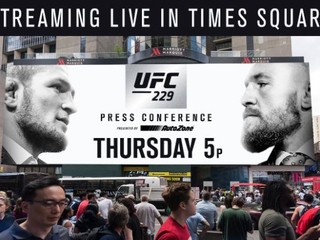 Tlačová konferencia s Khabibom a McGregorom sa bude vysielať aj na Times Square