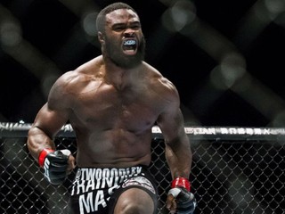 Tyron Woodley je zraněný