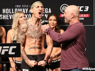 „Všetko, čo dokázal, som ja urobil lepšie," myslí si šampión Holloway