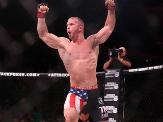 Newton sa zranil, no Jiří Procházka dostal veľmi kvalitnú náhradu!