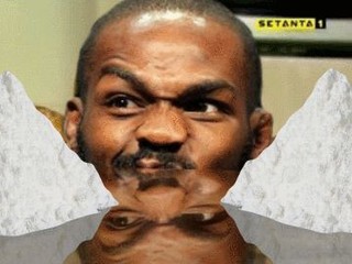 Internet Jona Jonesa nešetril: Tu sú tie najvtipnejšie reakcie