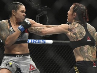 Váha bojovníkov turnaja UFC 232 v deň zápasu: Cyborg mala oproti Nunes len miernu výhodu