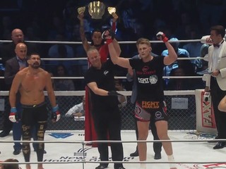 VIDEO: Attila Végh vs. Alexander Volkov