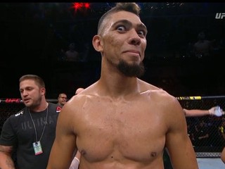 Johnny Walker dobýva UFC: Chcem, aby svet poznal moje meno