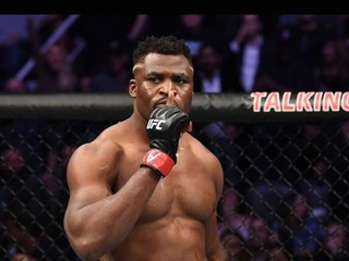 UFC Phoenix: Ngannou opäť úradoval, Velasquezovo prekliatie pokračuje