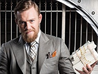 Conor McGregor dáva rodinným príslušníkom veľkorysé dary!