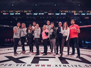 Krach XFN: Keď hrajú prím diletanti