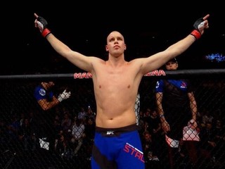 Stefan Struve na dôchodku nevydržal príliš dlho