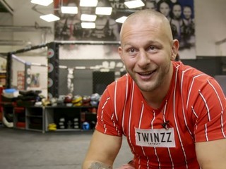 Najväčšia domáca organizácia si svojou cestou na Oktagon uctila Ilju Škondriča