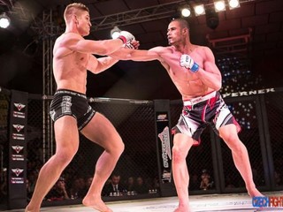 Cage Fighting 7: Premožiteľa Miloša Petráška preverí účastník Oktagonu 14