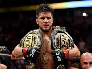 Cejudo prišiel o jeden zo svojich opaskov