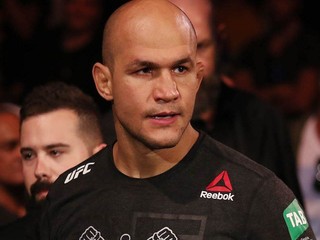 Oddych? Ani náhodou, Dos Santos chce mať vytýčený cieľ