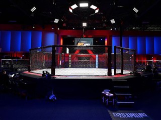 UFC naďalej odmieta rušiť turnaje, miesto konania sa stále hľadá