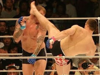 Pride Final Conflict 2004 z pohľadu rozhodcu: Cro Cop vs Emelianenko