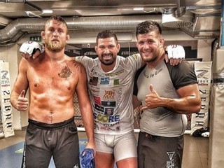 Attila Végh na kempe s Alexandrom Gustafssonom