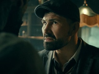 Attila Végh konfrontovaný s „bitkármi“ vo vtipnej reklame