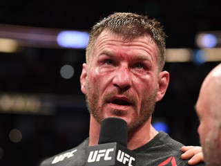Stipe Miocic to natrel rasistickým fanúšikom na sociálnych sieťach