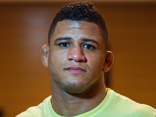 Gilbert Burns má koronavírus, UFC 251 prišlo o svoj hlavný zápas