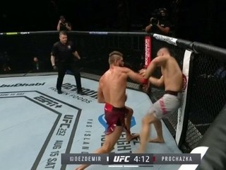 VIDEO knokautu: Procházka vs. Oezdemir