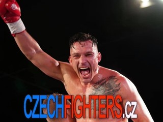 Vlado Idrányi porazil Glory Šampióna Jasona Wilnisa!