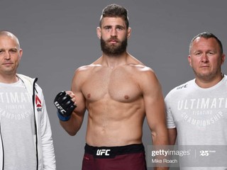 Procházka v hre o veľký zápas, tréner potvrdil jednania s UFC