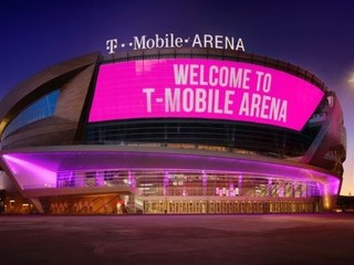 UFC 202 má problémy s predajom lístkov