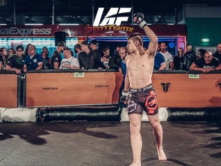 Mladý talent slovenského MMA Brezovský: Dôležité bolo, keď doma videli, že mám určené priority (rozhovor)