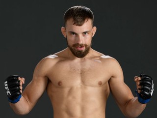 Klein stále čaká na definitívne potvrdenie súpera, ale dátum by mal ostať nezmenený